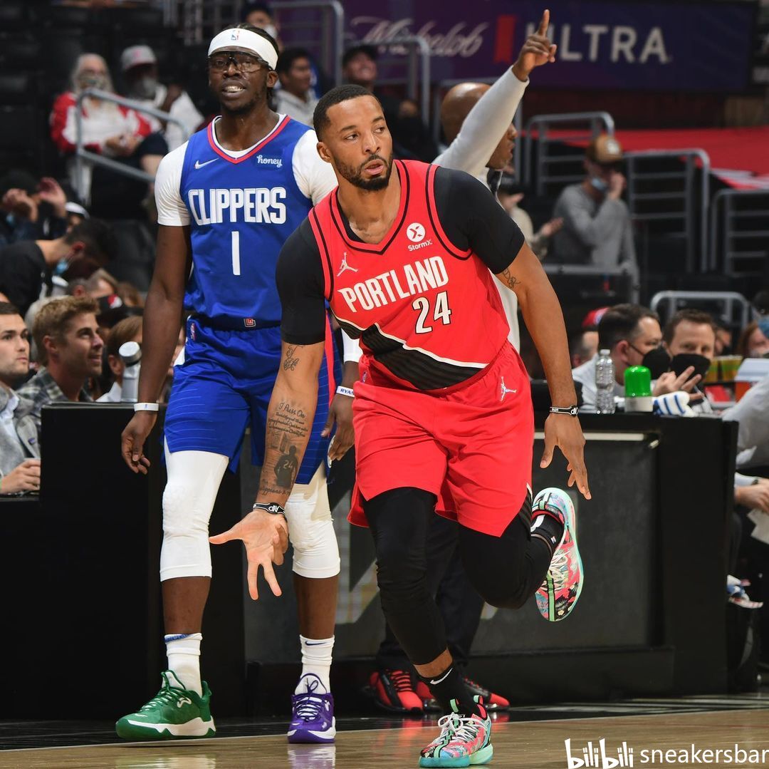 哈哈大笑 哈哈大笑