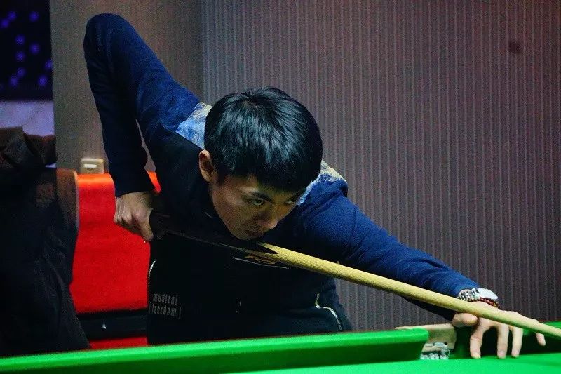 勇拼搏的背 勇拼搏的背