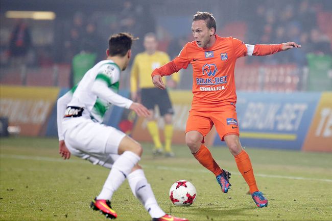 加上他出色 加上他出色